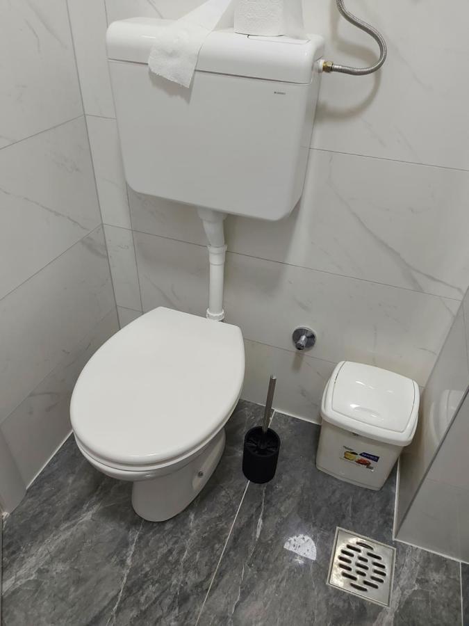 Apartman Mikikiki Belgrad Dış mekan fotoğraf